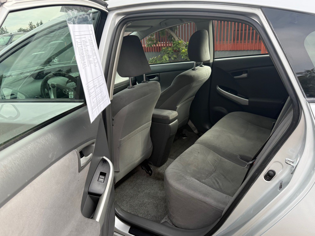 2010 Toyota Prius Image 25