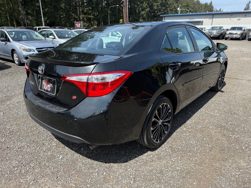 2014 Toyota Corolla Image 8