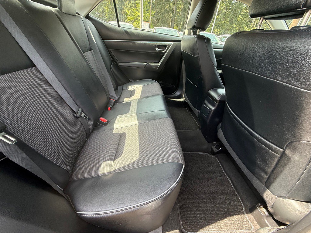 2014 Toyota Corolla Image 12