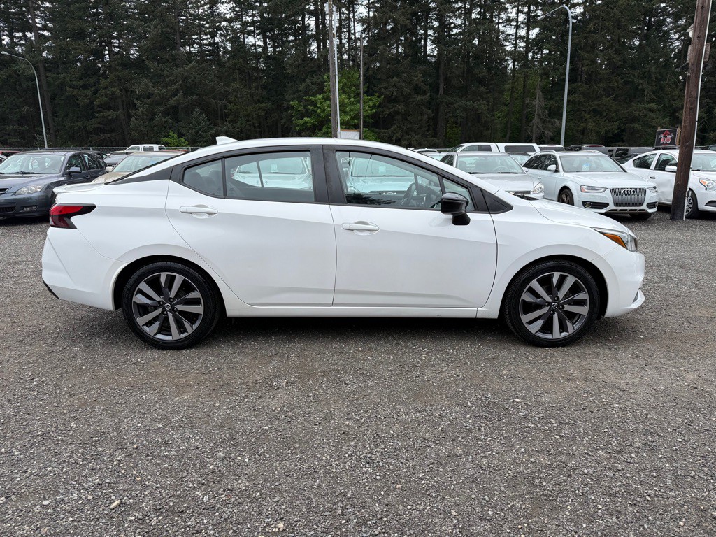2020 Nissan Versa Image 1