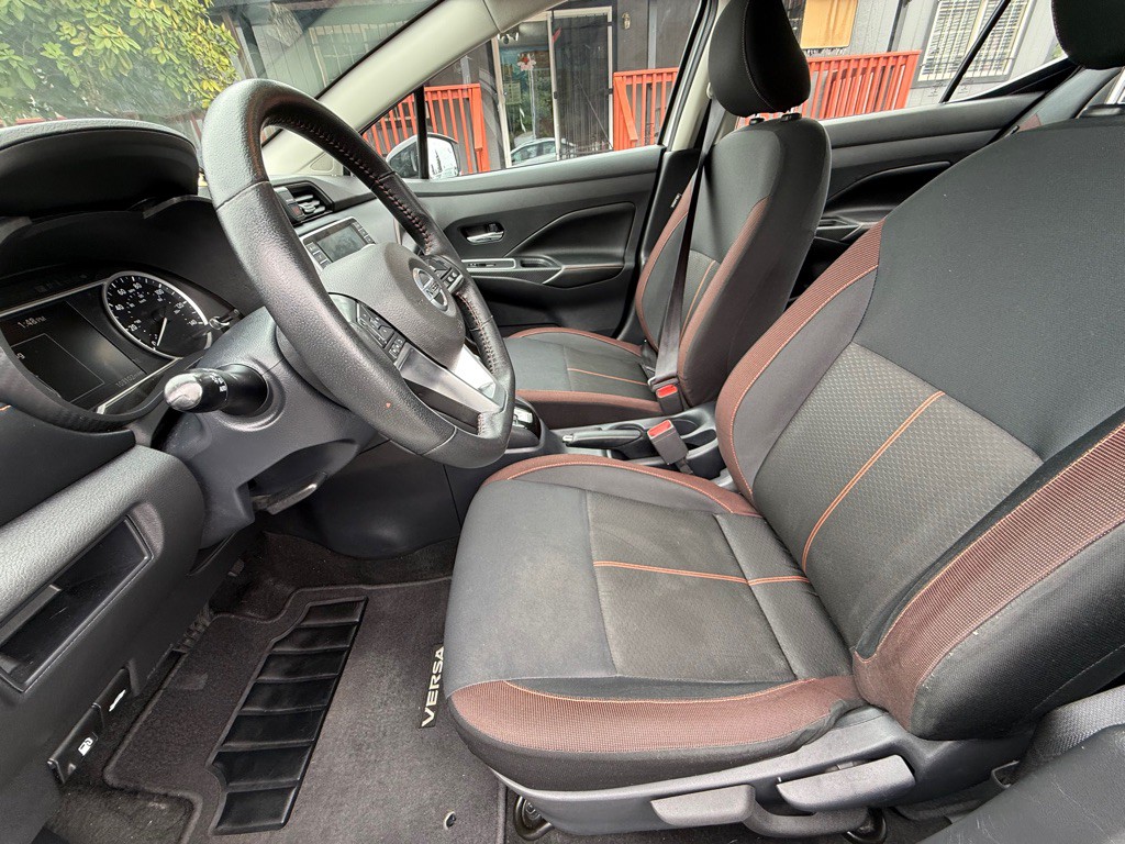 2020 Nissan Versa Image 9