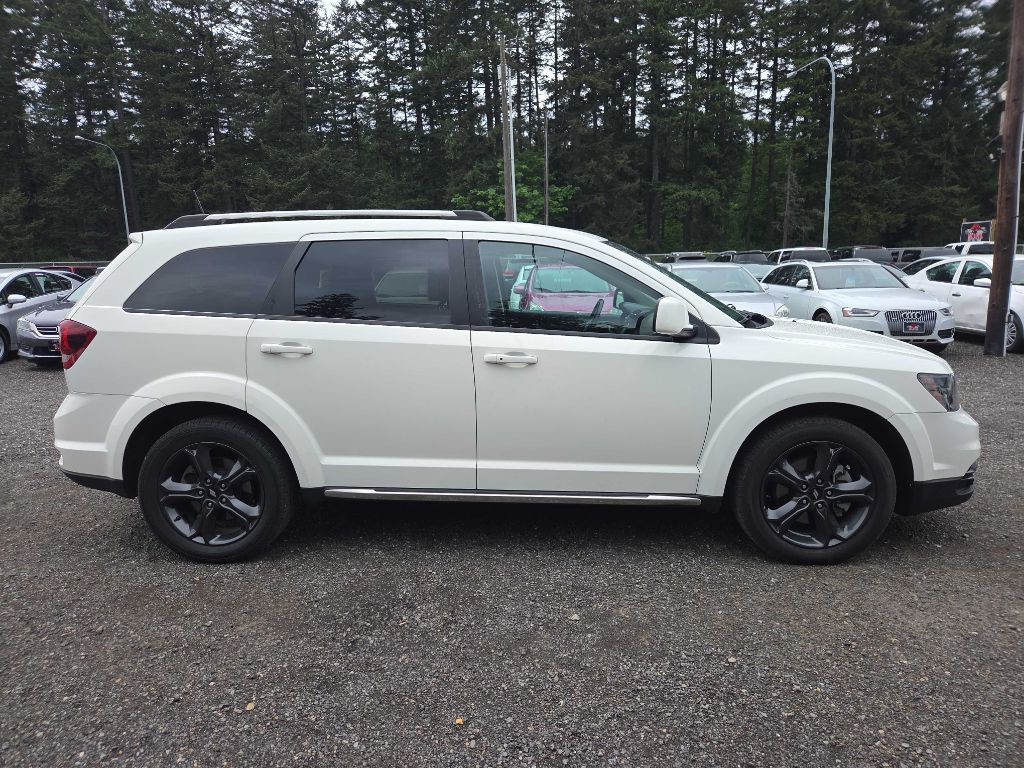2020 Dodge Journey Image 1