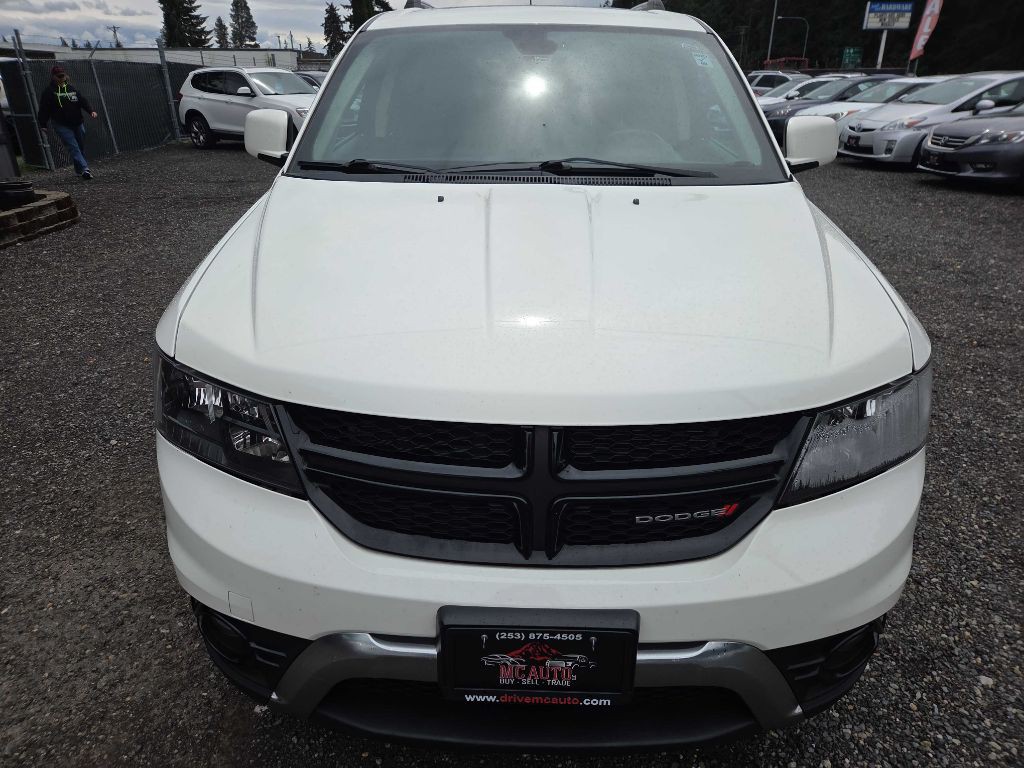 2020 Dodge Journey Image 2