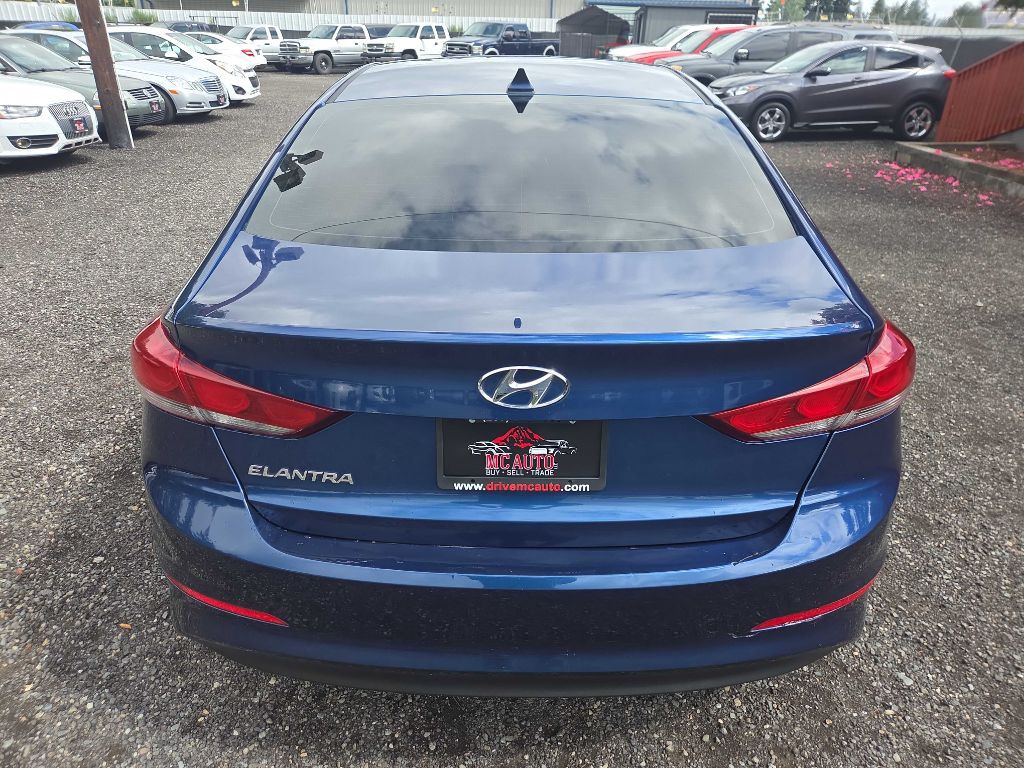 2017 Hyundai Elantra Image 7