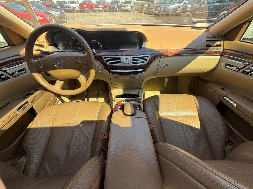 2008 Mercedes-Benz S-Class Image 14