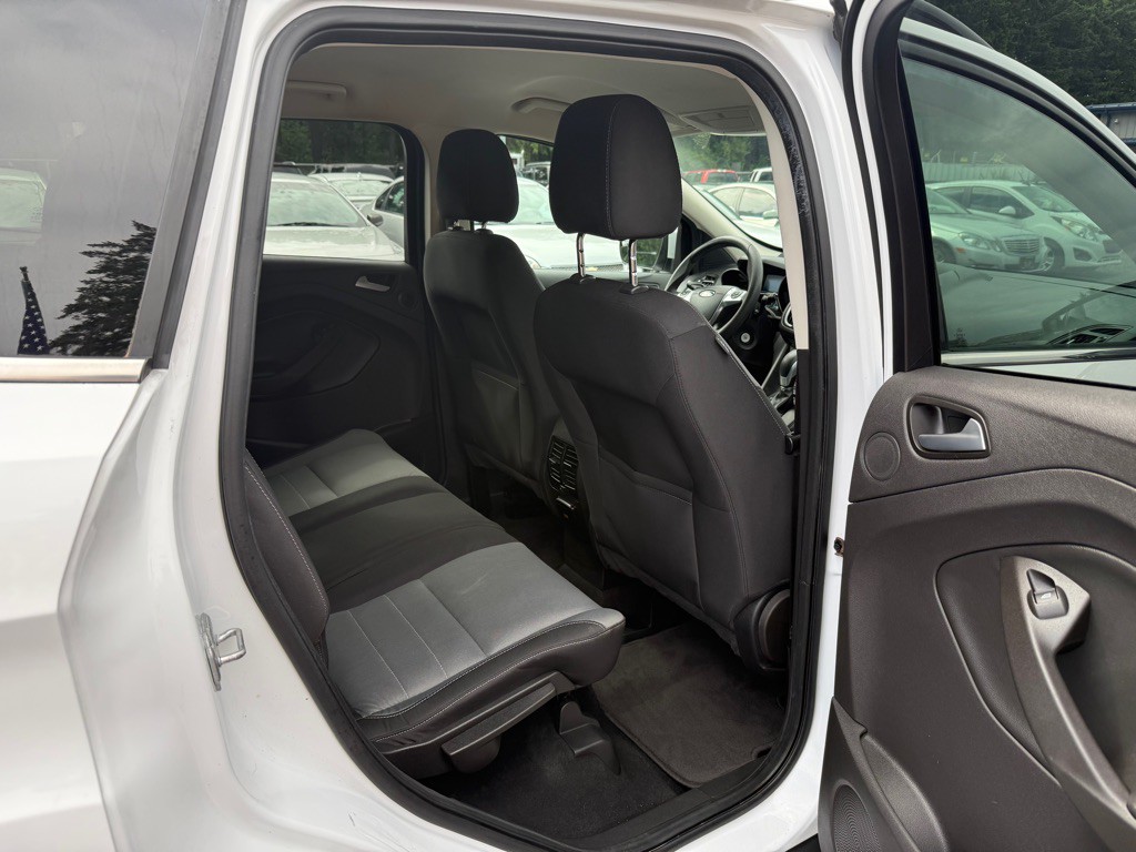 2015 Ford Escape Image 13