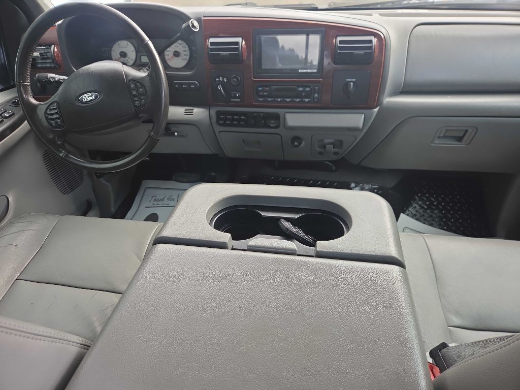 2005 Ford F-350 Image 11