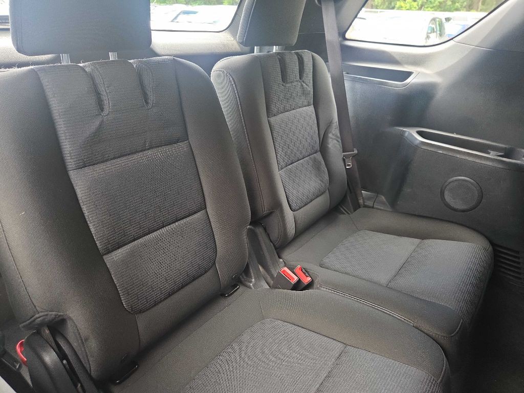 2013 Ford Explorer Image 10