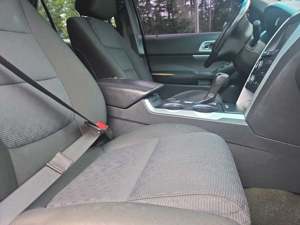 2013 Ford Explorer Image 13