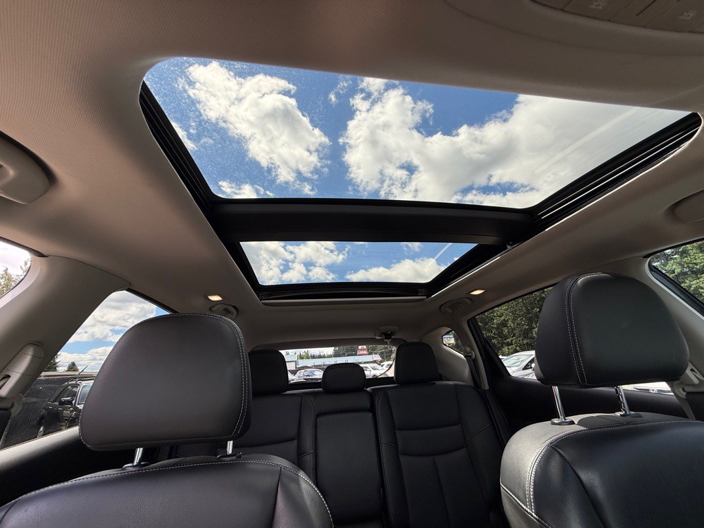 2017 Nissan Murano Image 16