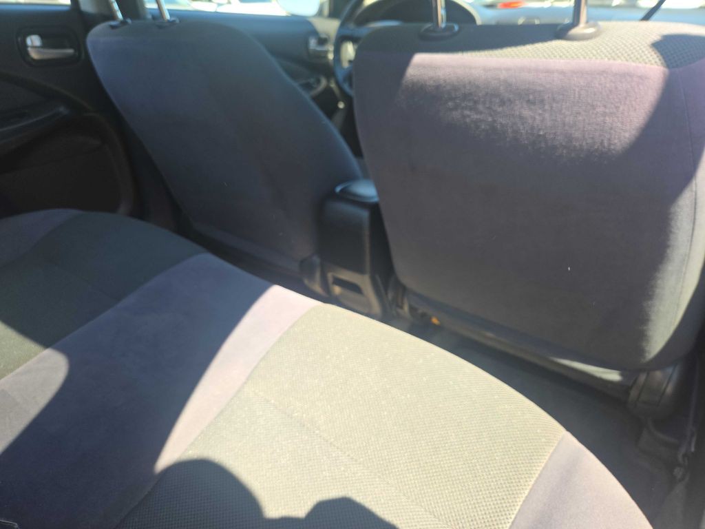 2005 Nissan Sentra Image 11
