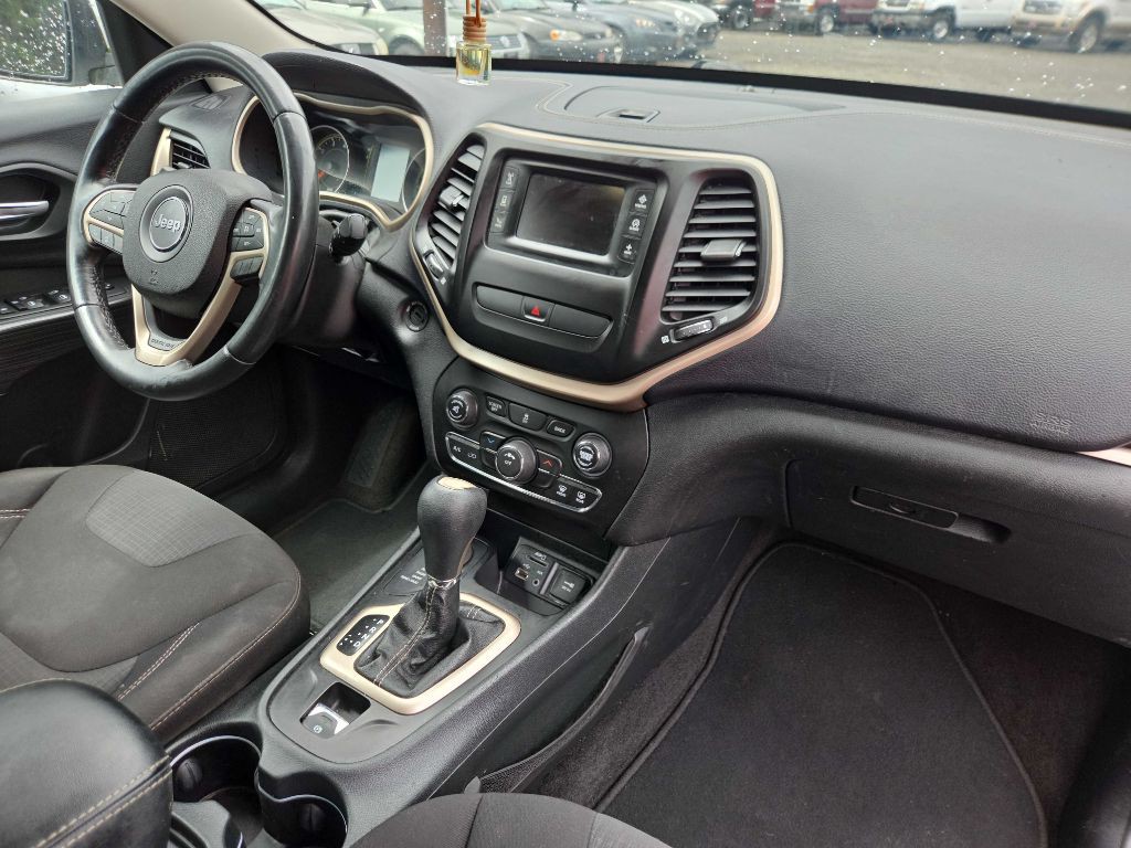 2015 Jeep Cherokee Image 14