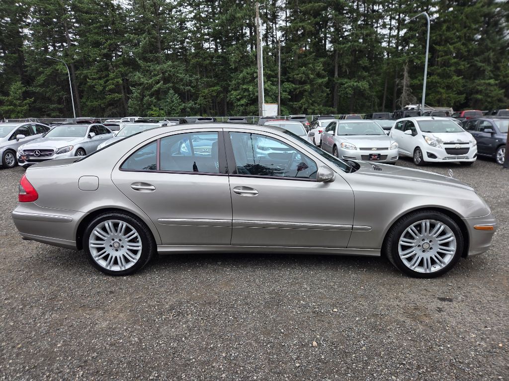 2008 Mercedes-Benz E-Class Image 1