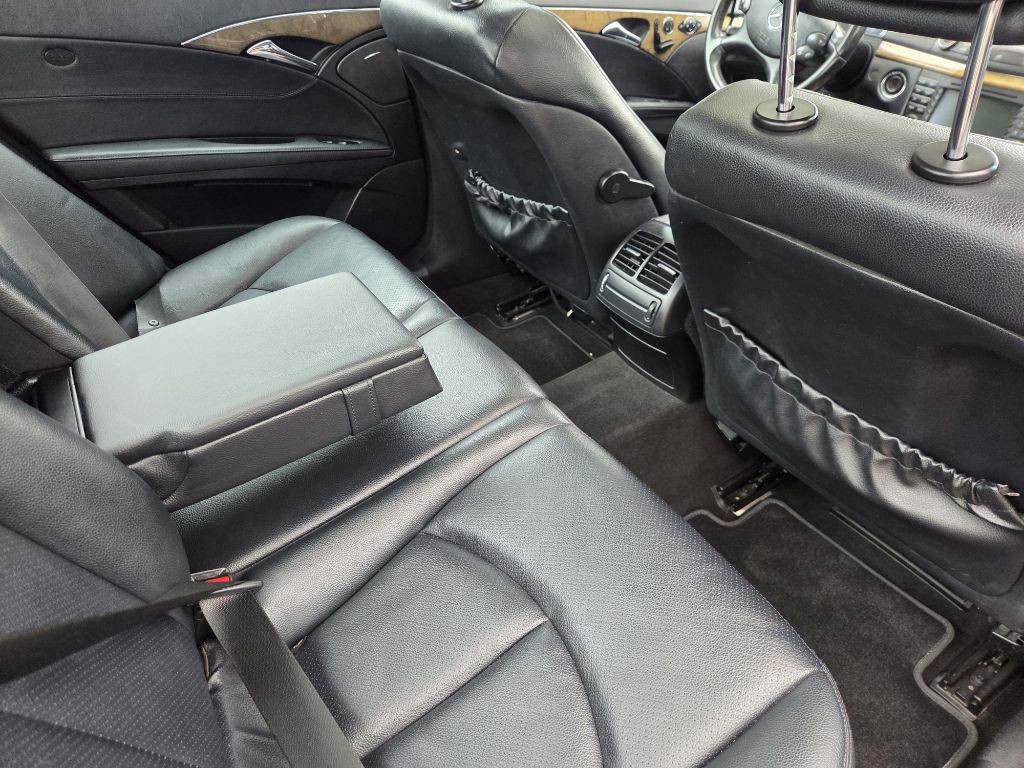 2008 Mercedes-Benz E-Class Image 9
