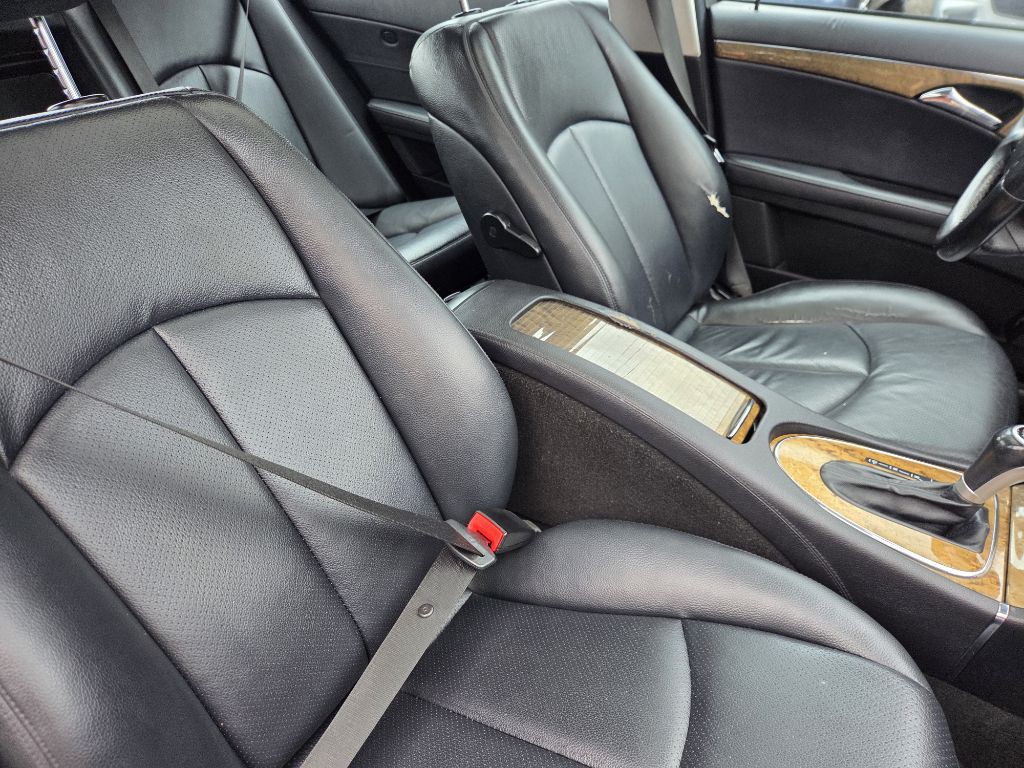 2008 Mercedes-Benz E-Class Image 12