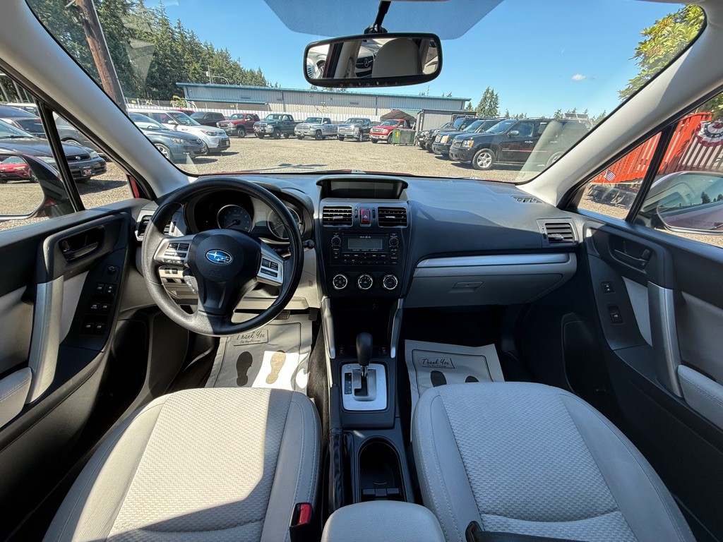 2015 Subaru Forester Image 15
