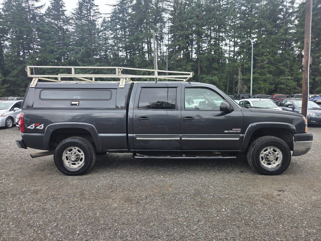 2004 Chevrolet Silverado 1500 Image 1