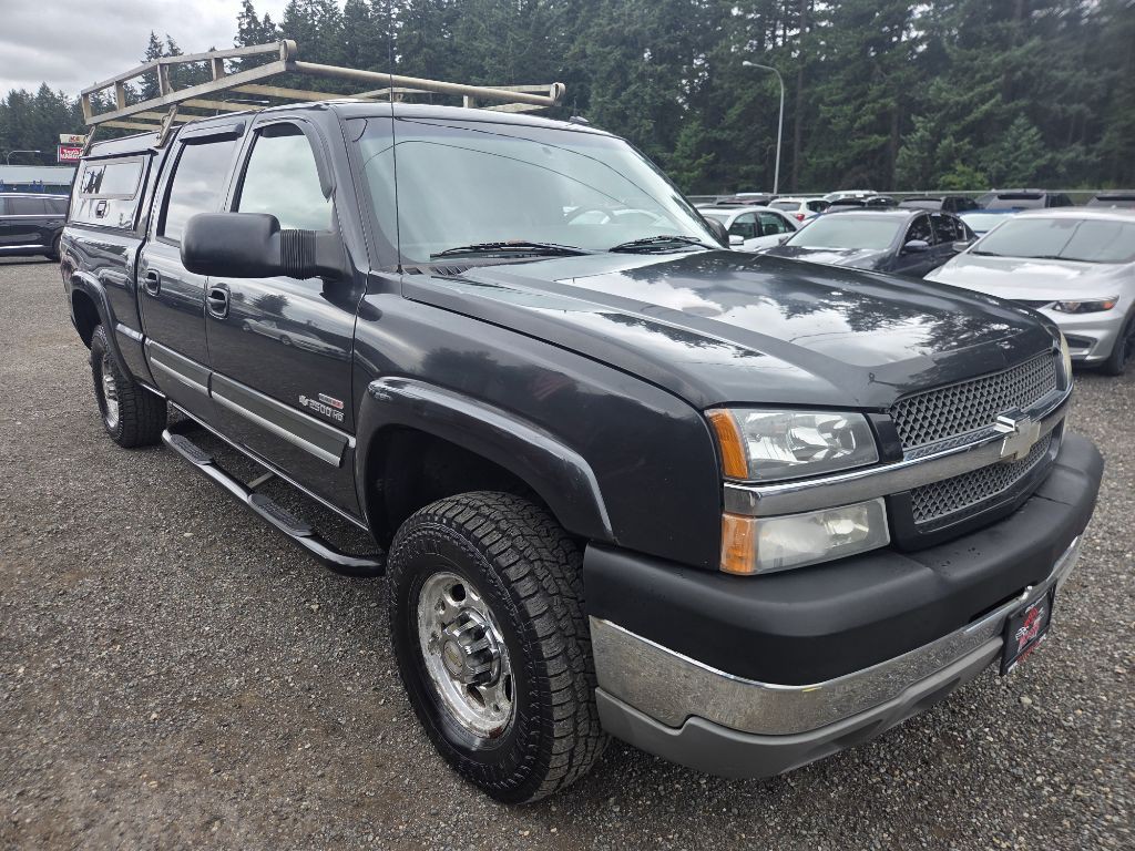 2004 Chevrolet Silverado 1500 Image 2