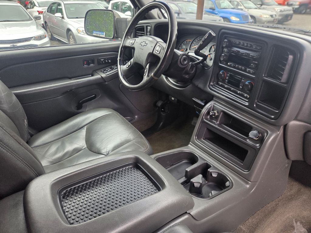 2004 Chevrolet Silverado 1500 Image 12