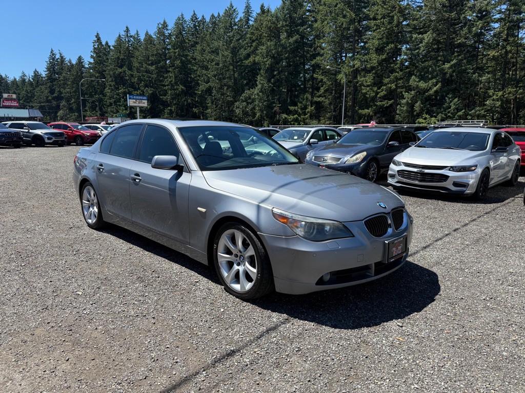 2005 BMW 5 Series Image 2