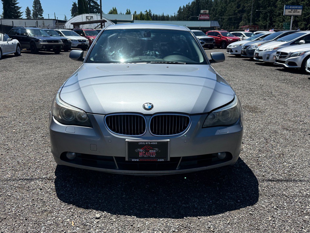 2005 BMW 5 Series Image 3