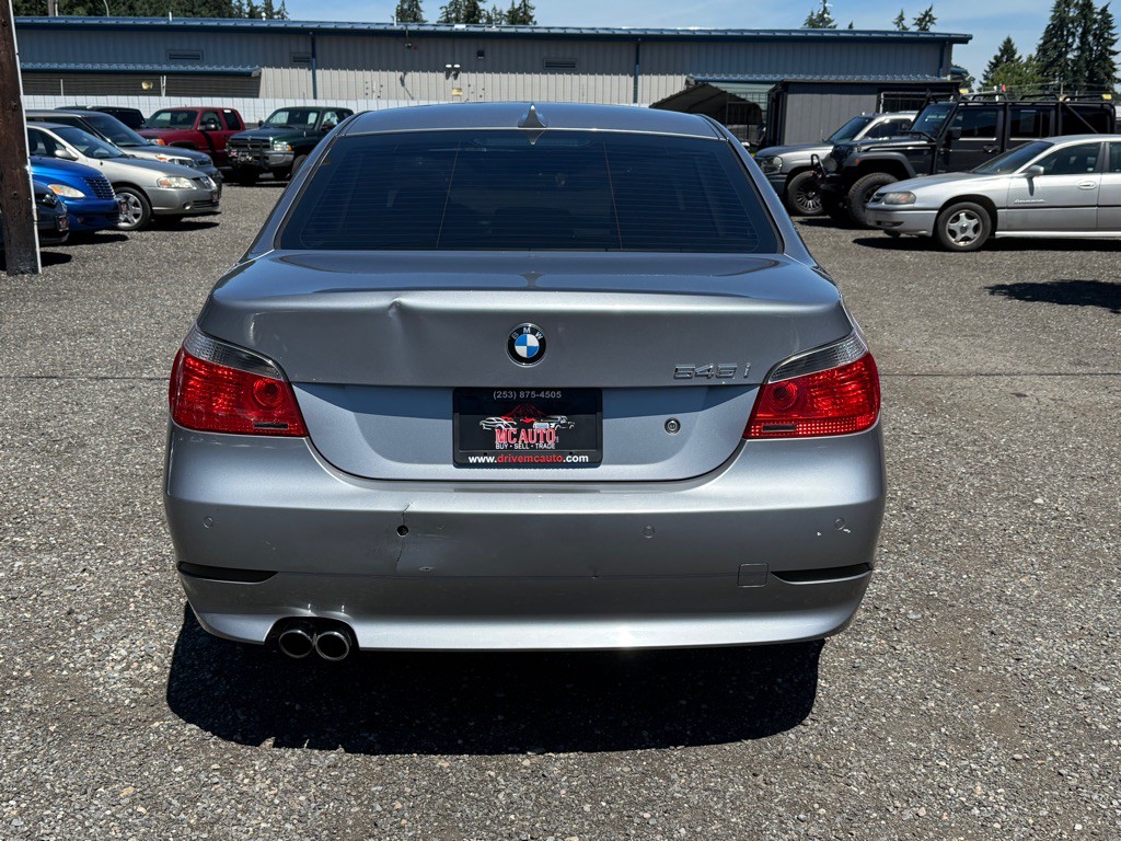 2005 BMW 5 Series Image 7