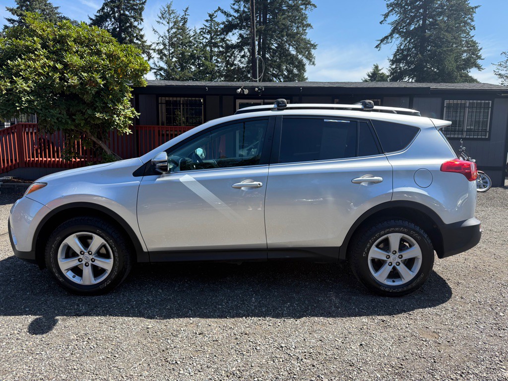 2014 Toyota Rav4 Image 5