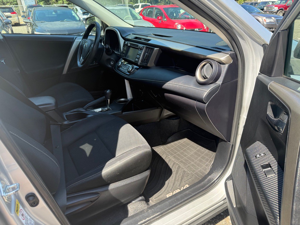 2014 Toyota Rav4 Image 13