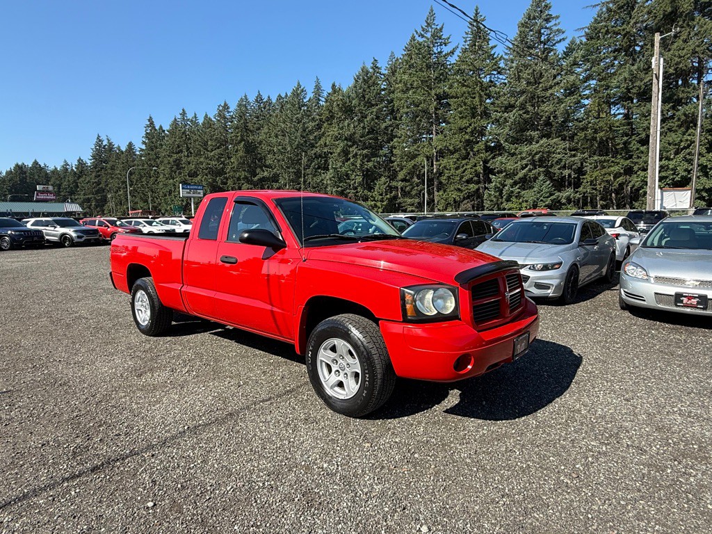 2007 Dodge Dakota Image 2