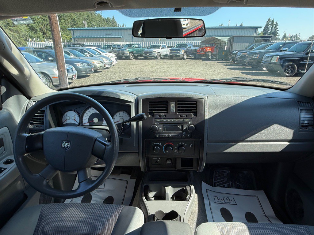 2007 Dodge Dakota Image 13