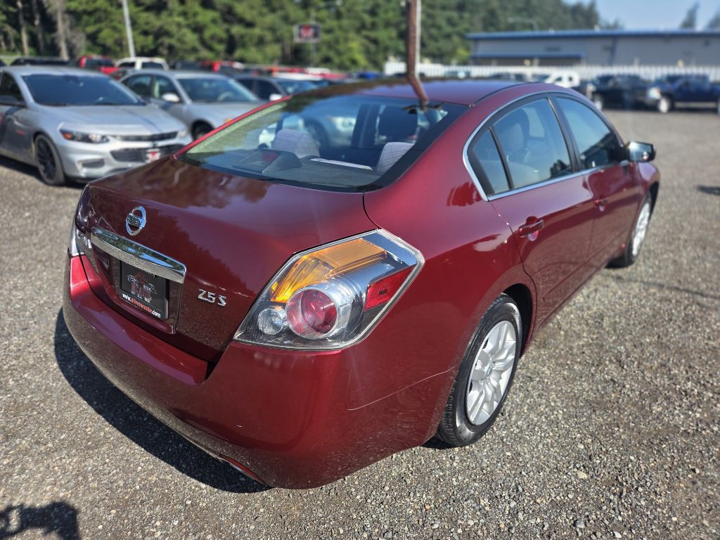 2012 Nissan Altima Image 9