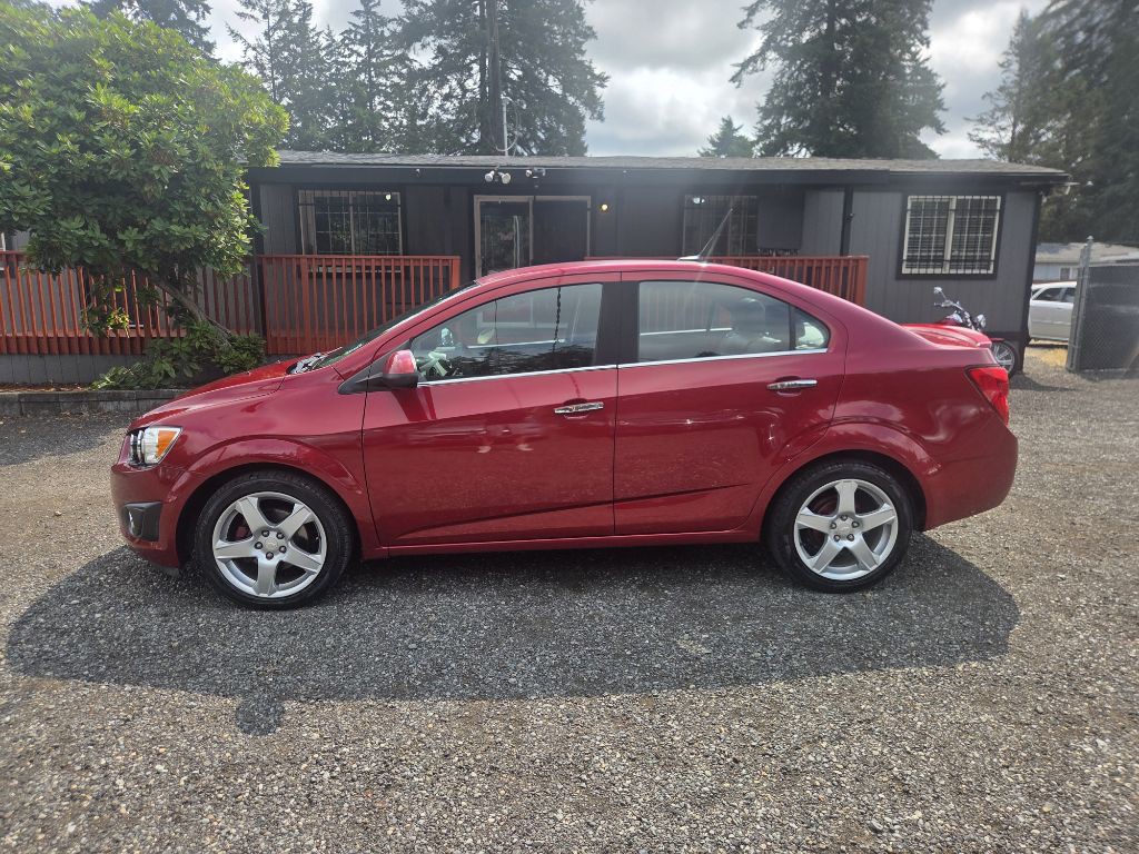 2014 Chevrolet Sonic Image 5