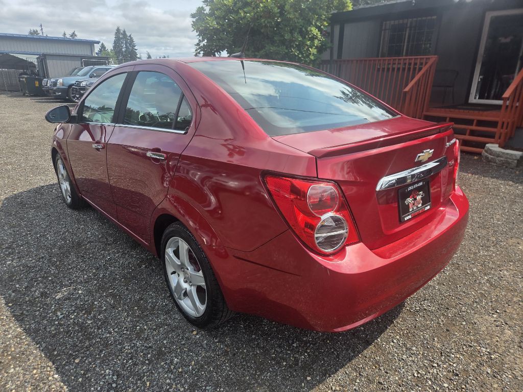 2014 Chevrolet Sonic Image 6