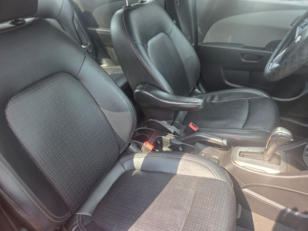 2014 Chevrolet Sonic Image 12