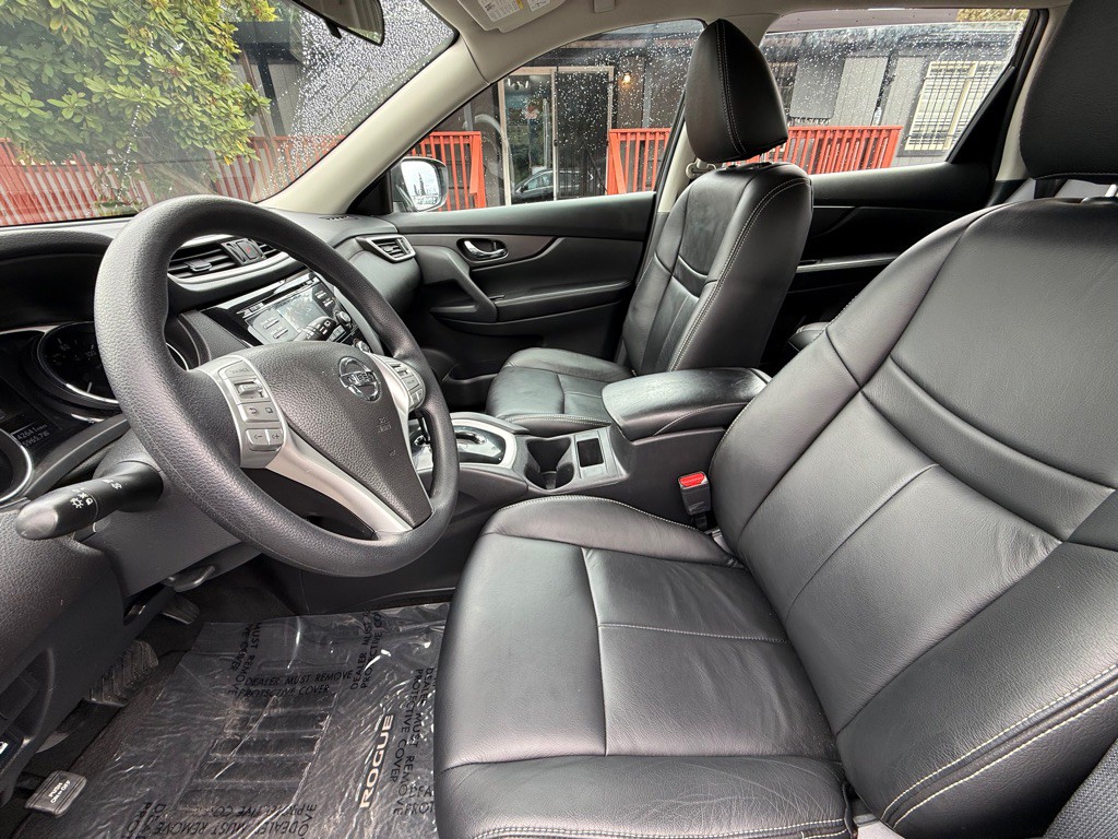 2016 Nissan Rogue Image 9