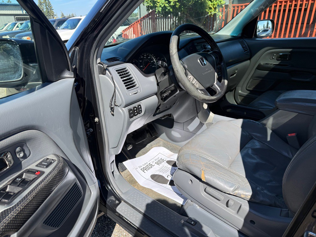 2005 Honda Pilot Image 9