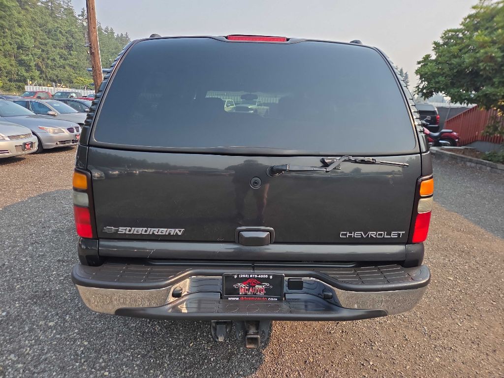 2005 Chevrolet Suburban Image 7