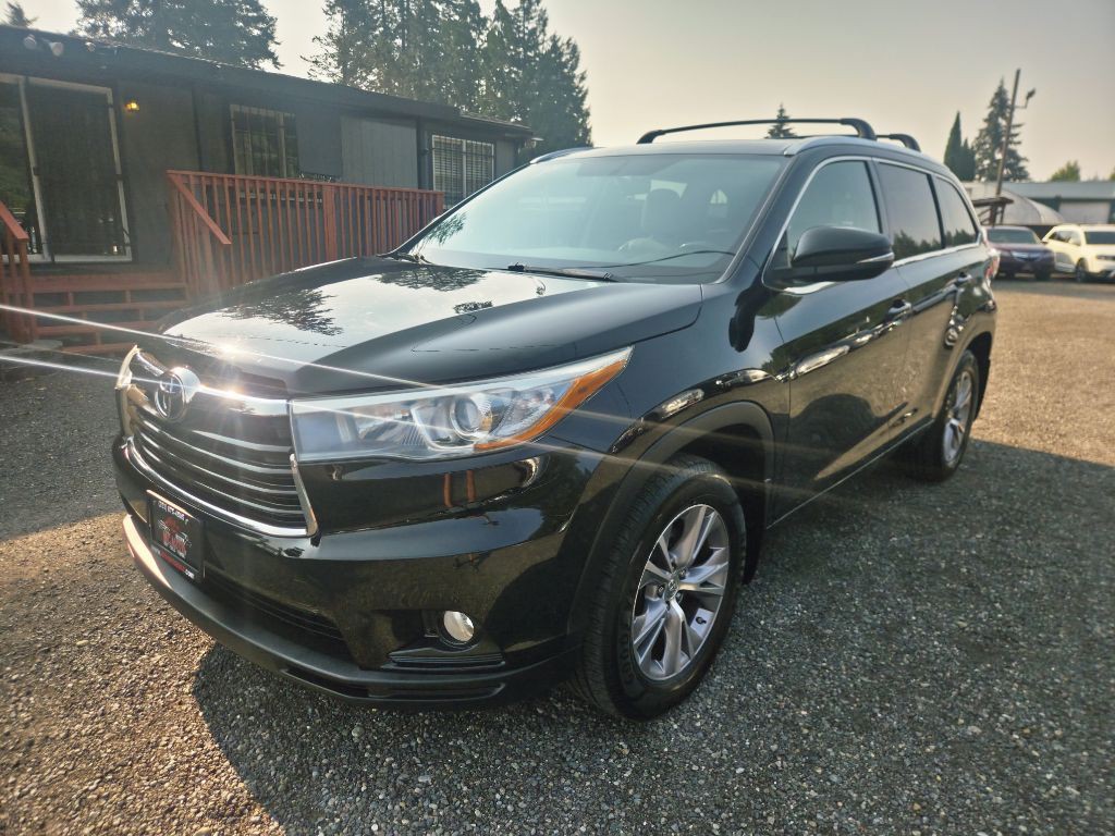 2015 Toyota Highlander Image 4