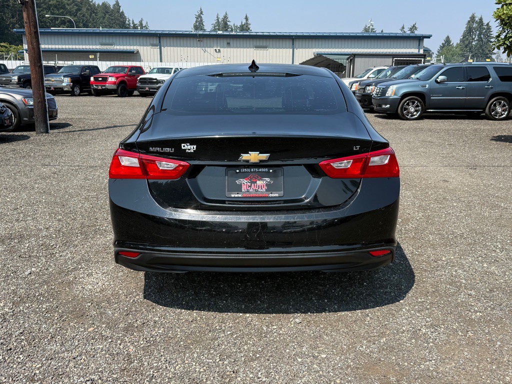 2016 Chevrolet Malibu Image 7