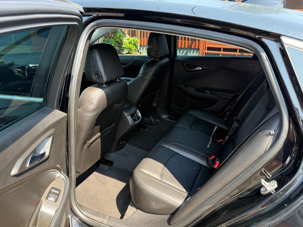 2016 Chevrolet Malibu Image 10