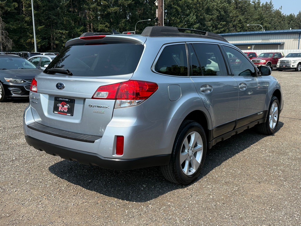 2014 Subaru Outback Image 8