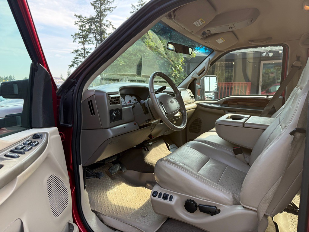 2002 Ford F-350 Image 9