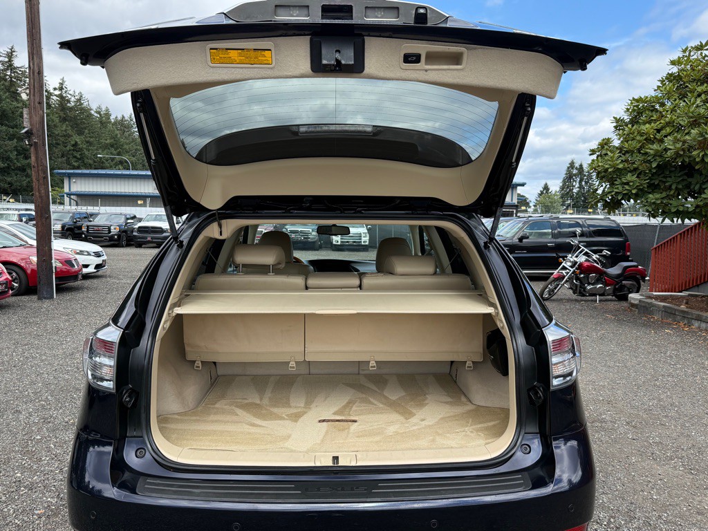 2010 Lexus RX Image 11