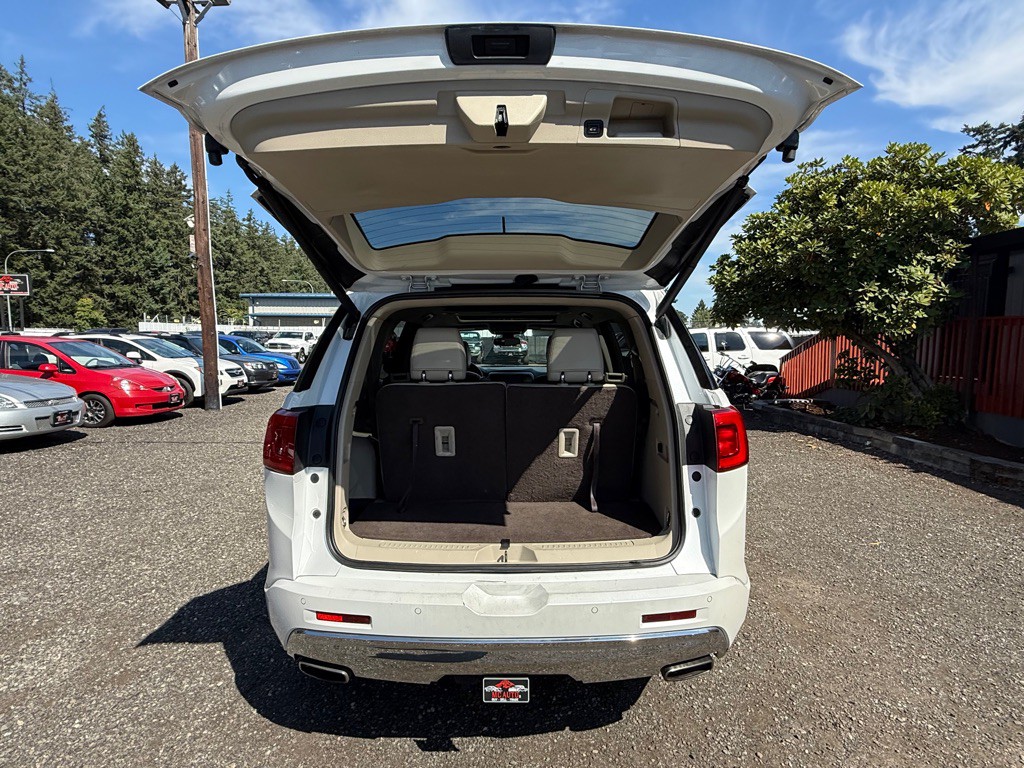 2017 GMC Acadia Image 25