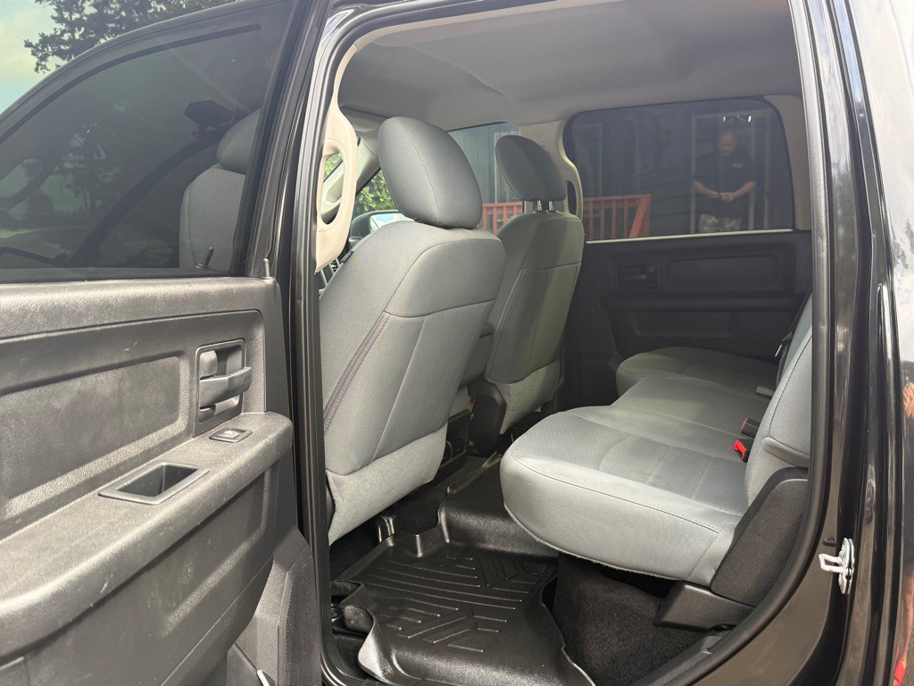 2016 RAM 1500 Image 10