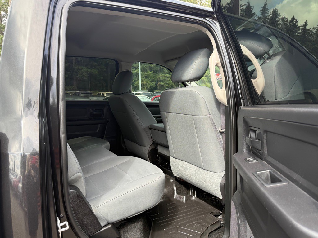 2016 RAM 1500 Image 11