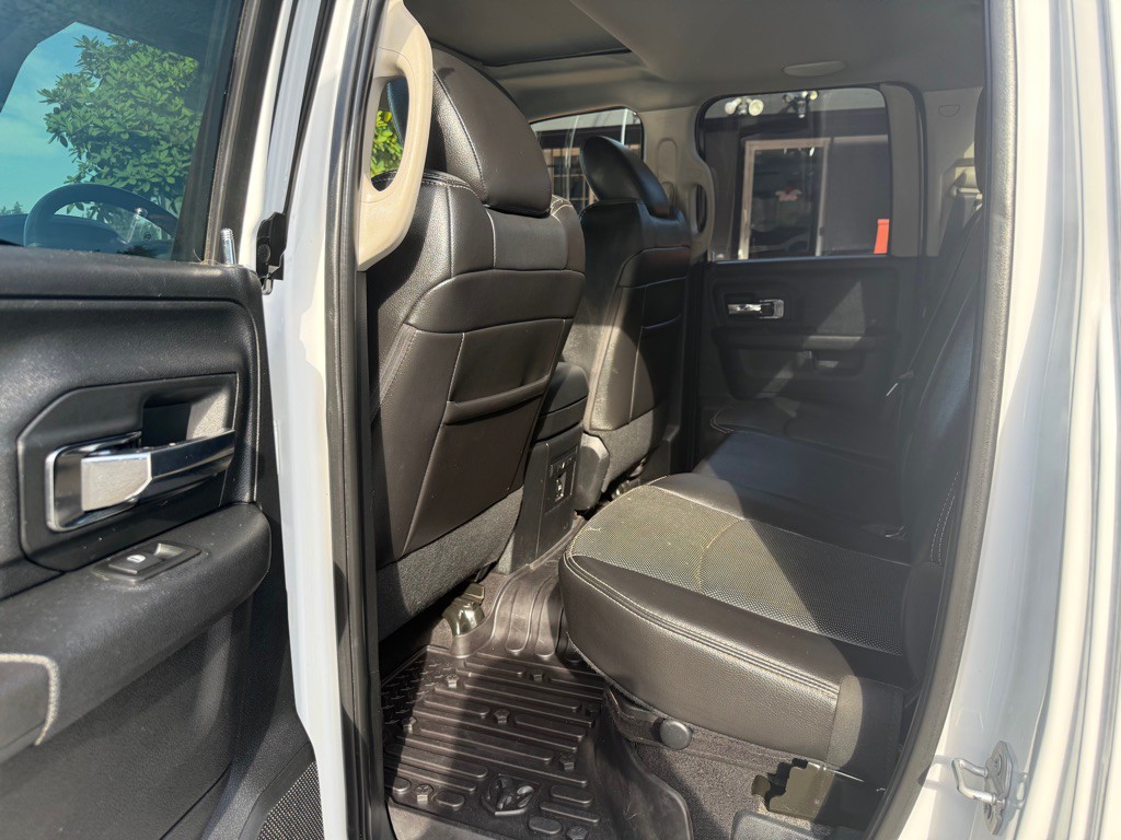 2015 RAM 1500 Image 10