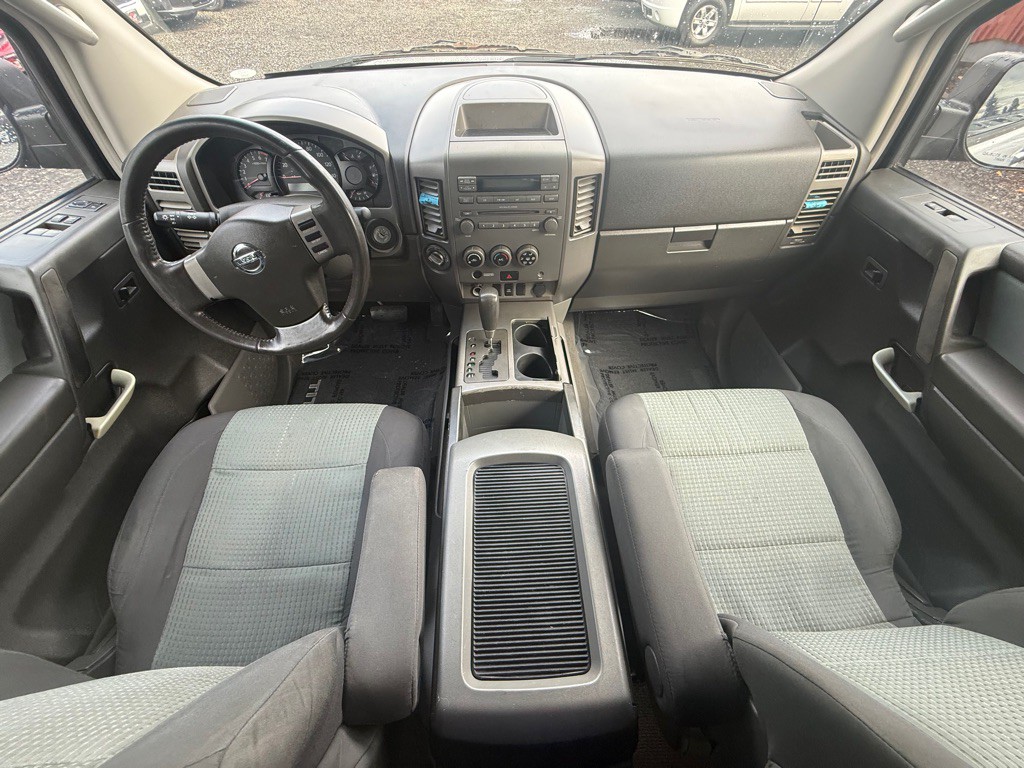 2006 Nissan Titan Image 12