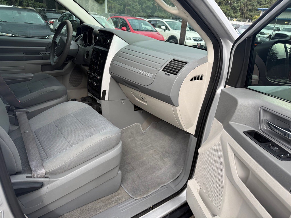 2009 Dodge Grand Caravan Image 13