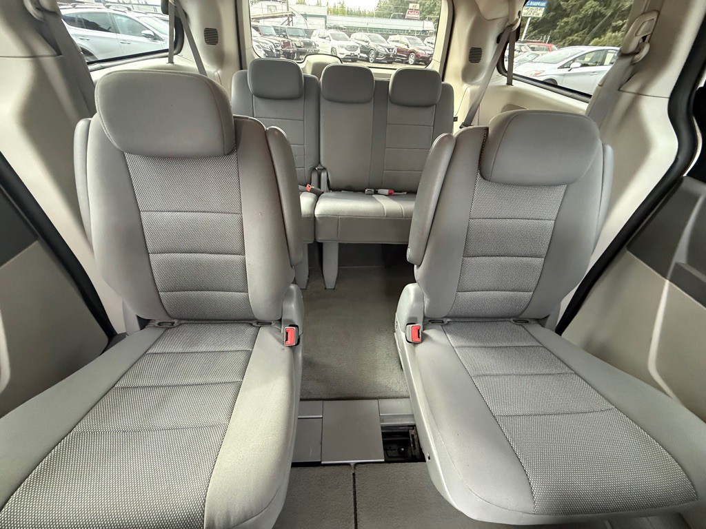 2009 Dodge Grand Caravan Image 16